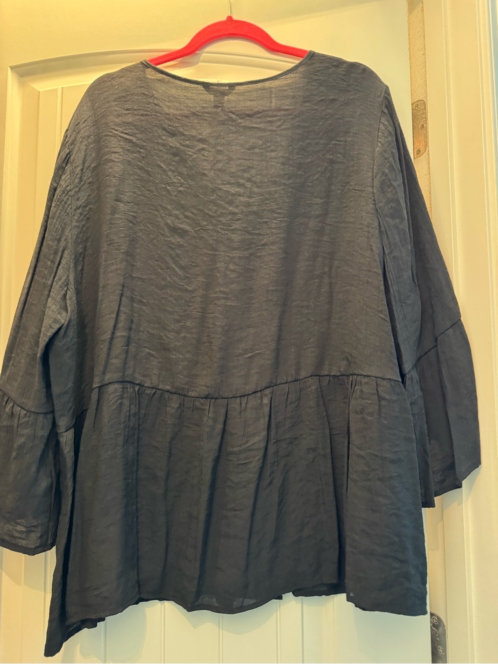 Cato black V-Neck Button-Front Blouse with Wooden Buttons - Picture 4 of 6